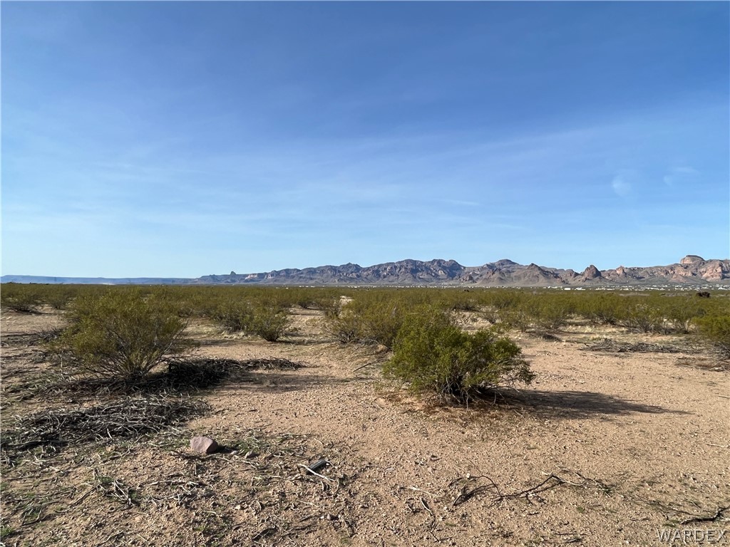 1596 South Gln Cyn Road Golden Valley, AZ 86413 - Photo 23 of 32