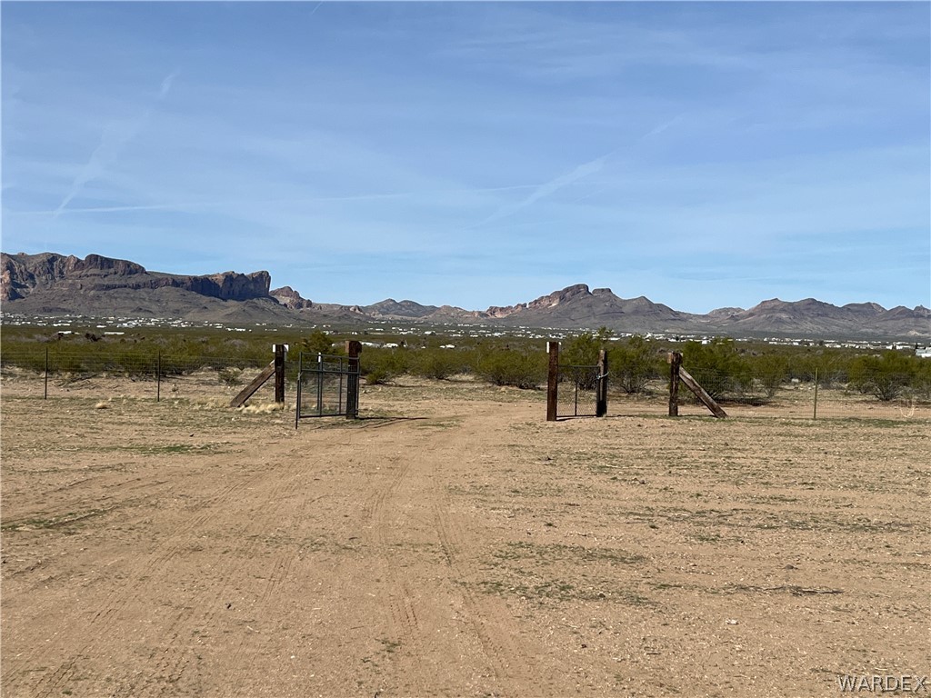 1596 South Gln Cyn Road Golden Valley, AZ 86413 - Photo 31 of 32
