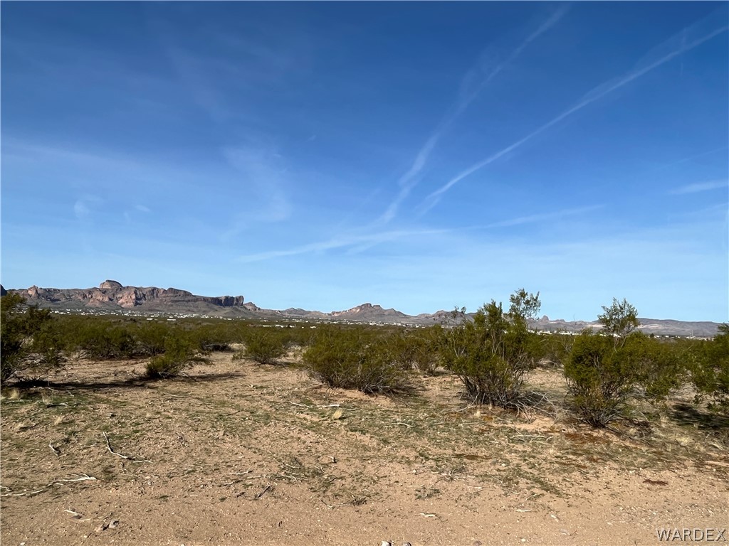 1596 South Gln Cyn Road Golden Valley, AZ 86413 - Photo 5 of 32
