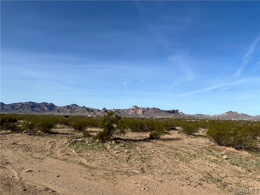 1596 South Gln Cyn Road Golden Valley, AZ 86413 - Photo 6 of 32