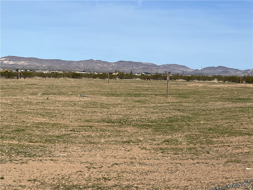 1596 South Gln Cyn Road Golden Valley, AZ 86413 - Photo 8 of 32