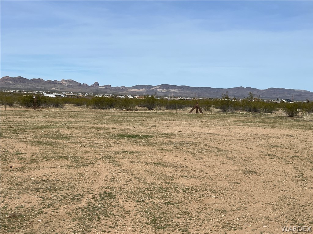 1596 South Gln Cyn Road Golden Valley, AZ 86413 - Photo 10 of 32
