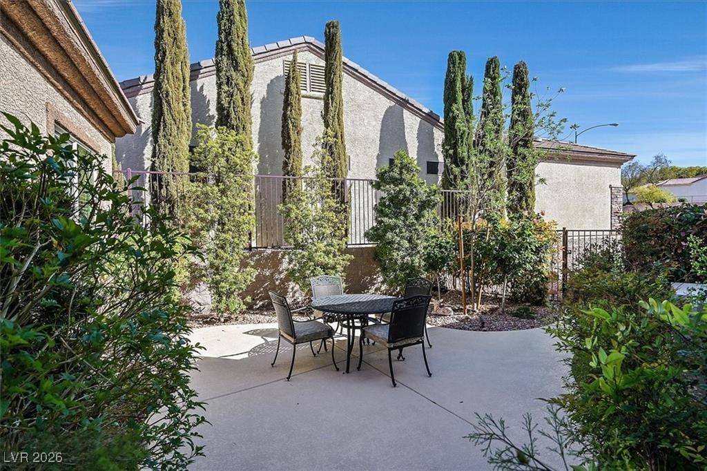 2000 Tulip Grove Court Henderson, NV 89052 - Photo 22 of 31 Private Patio for Casita