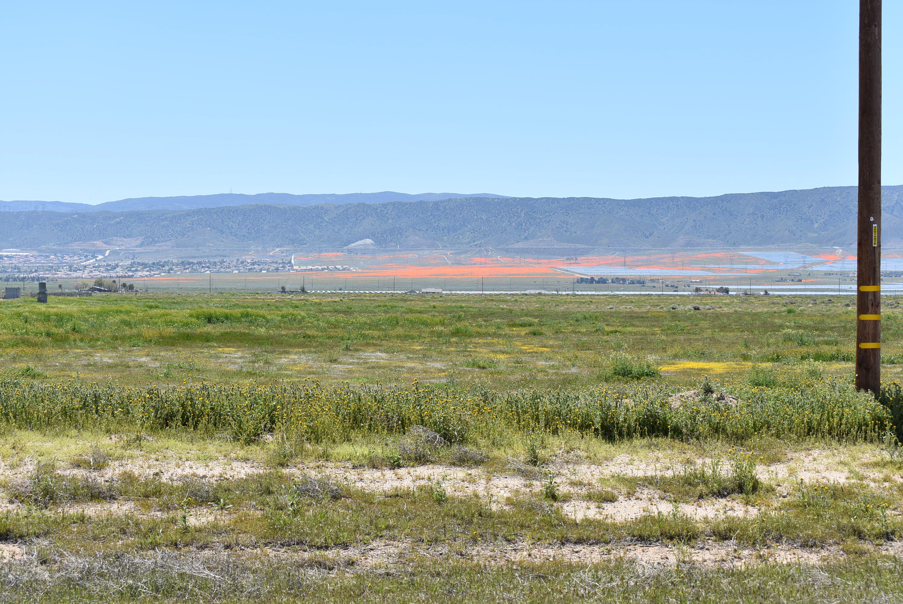 75 Stw Lancaster, CA 93536 - Photo 2 of 11 a view of lake with mountain