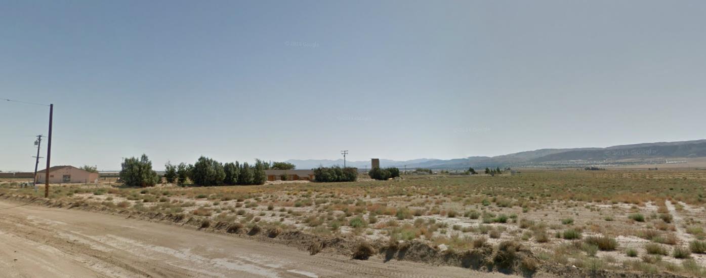 75 Stw Lancaster, CA 93536 - Photo 5 of 11 a view of a mountain