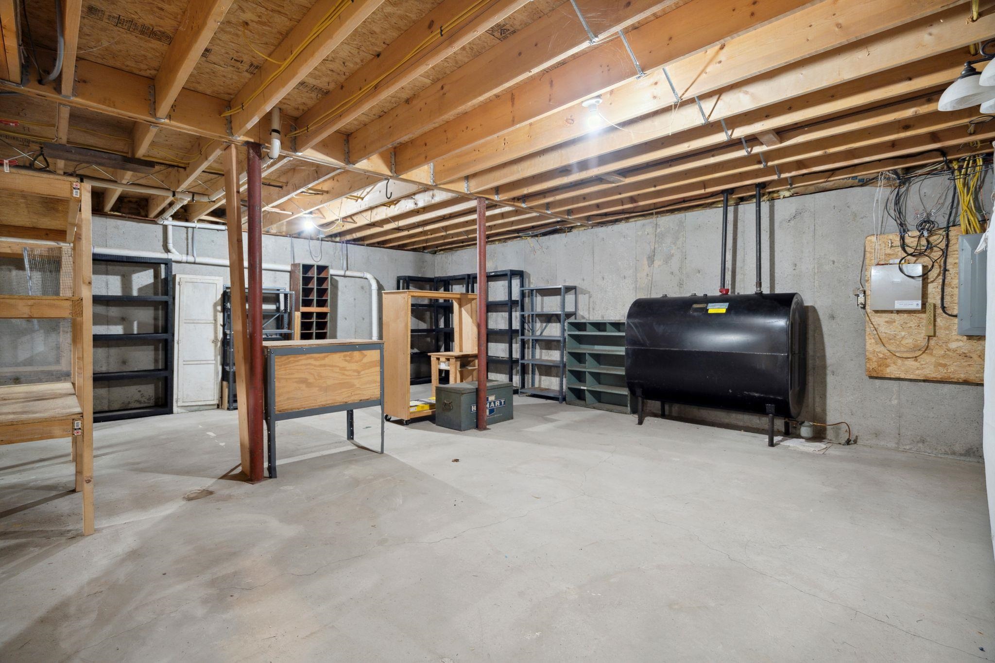 473 Taylor Drive Windsor, VT 05089 - Photo 20 of 35