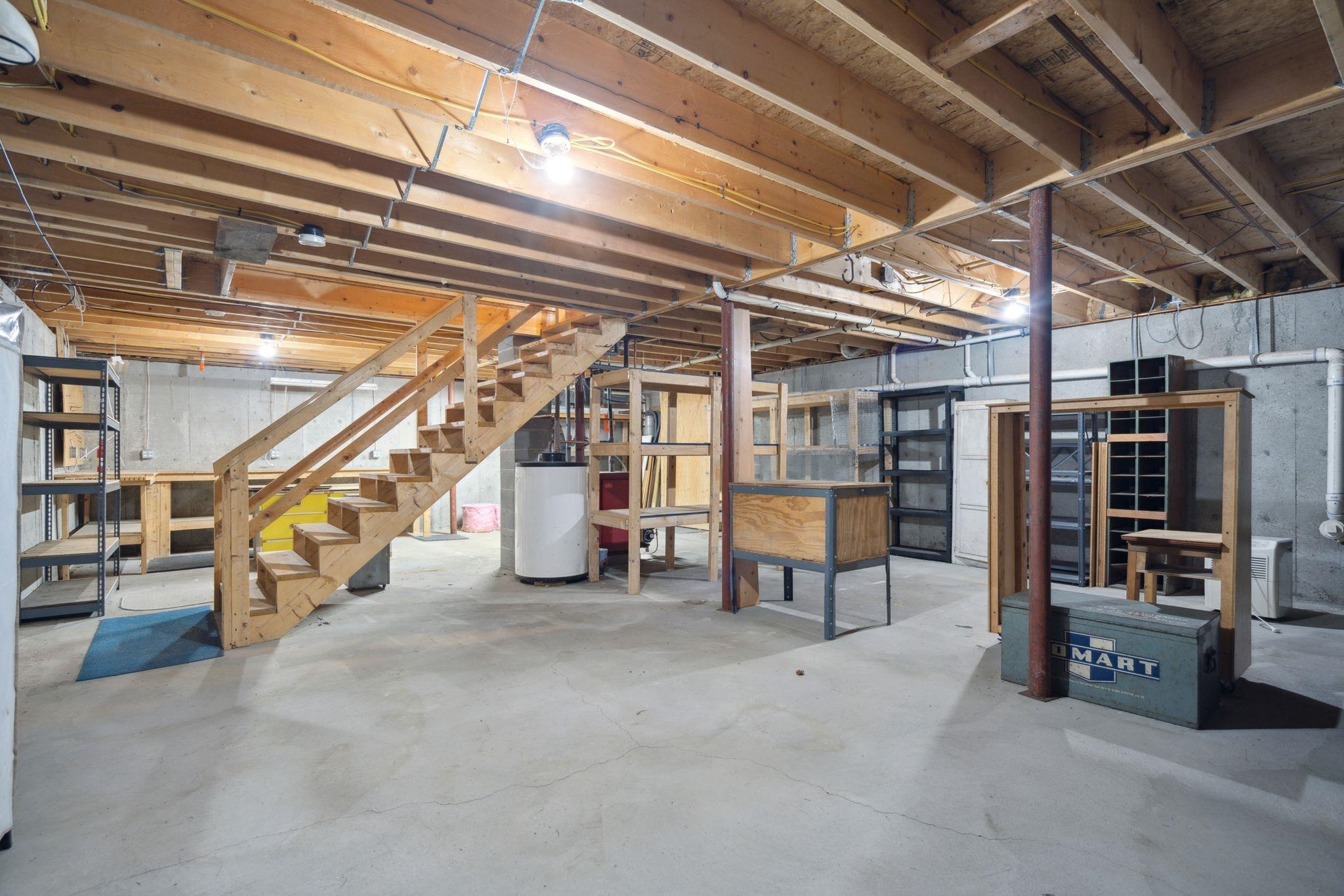 473 Taylor Drive Windsor, VT 05089 - Photo 21 of 35