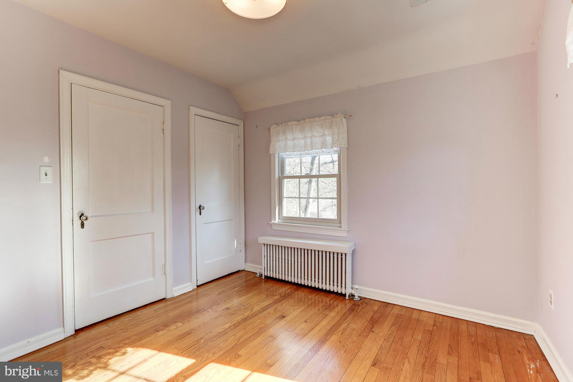 10205 Sutherland Road Silver Spring, MD 20901 - Photo 22 of 30 Bedroom #3