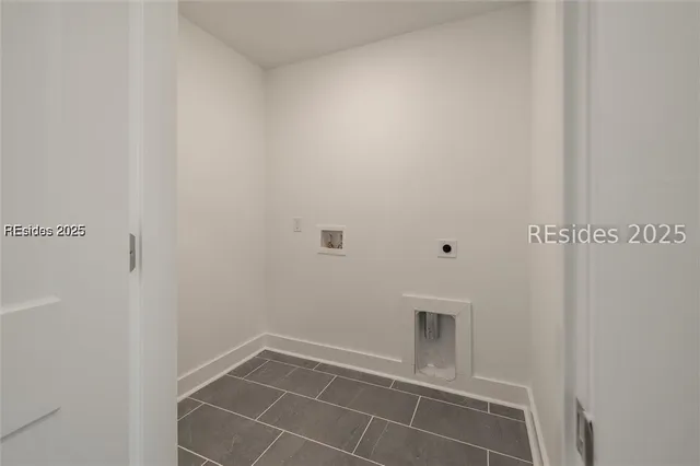 $474,990 | 413 East Parkside Cmns, Bluffton, SC 29910