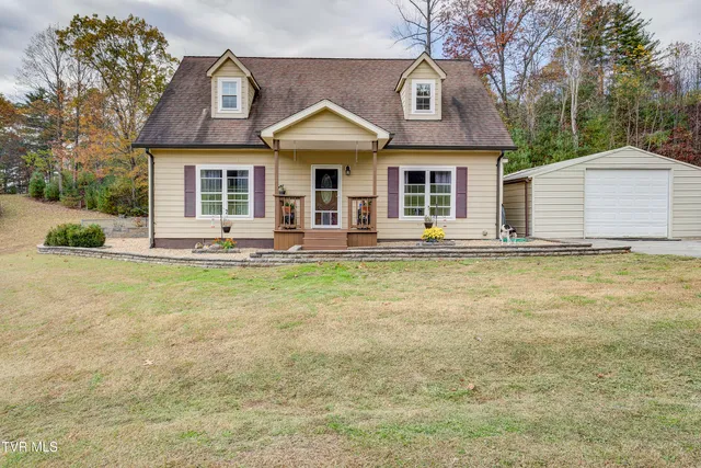 $672,900 | 185 Deer Tracks Circle, Unit 12, Mountain City, TN 37683