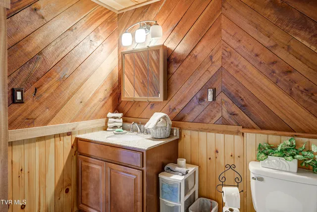 $672,900 | 185 Deer Tracks Circle, Unit 12, Mountain City, TN 37683