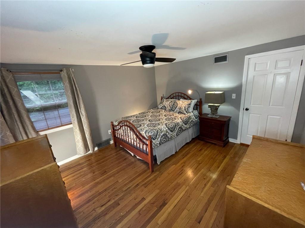 1704 Fox Chapel Road Pittsburgh, PA 15238 - Photo 15 of 23