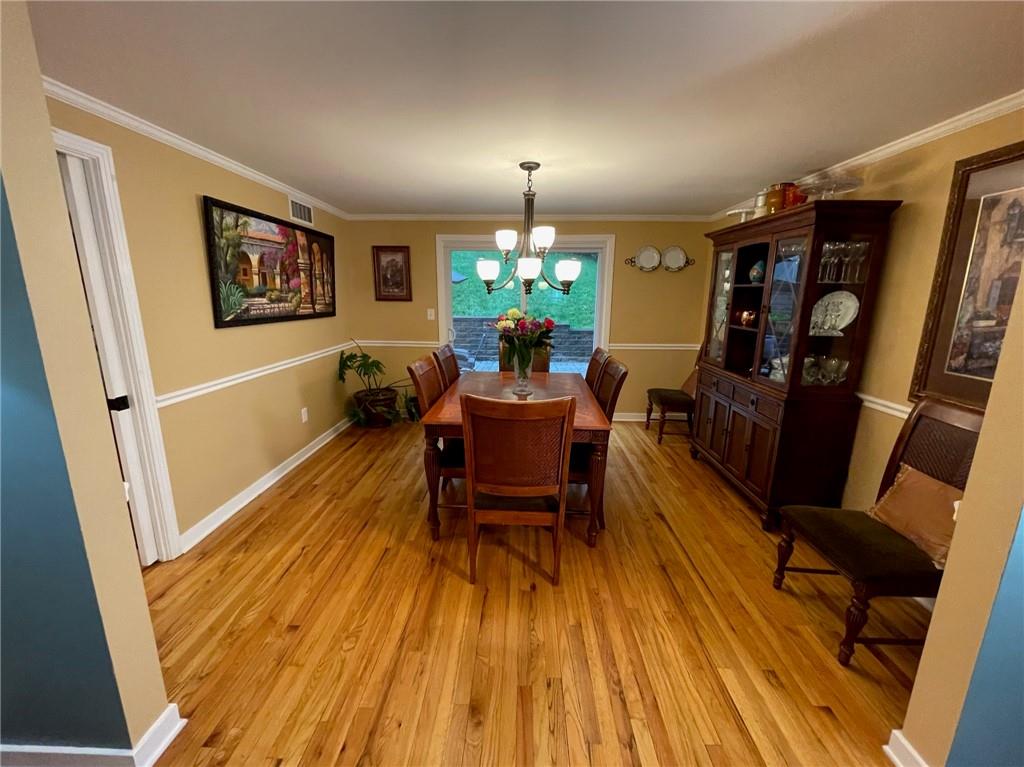 1704 Fox Chapel Road Pittsburgh, PA 15238 - Photo 6 of 23