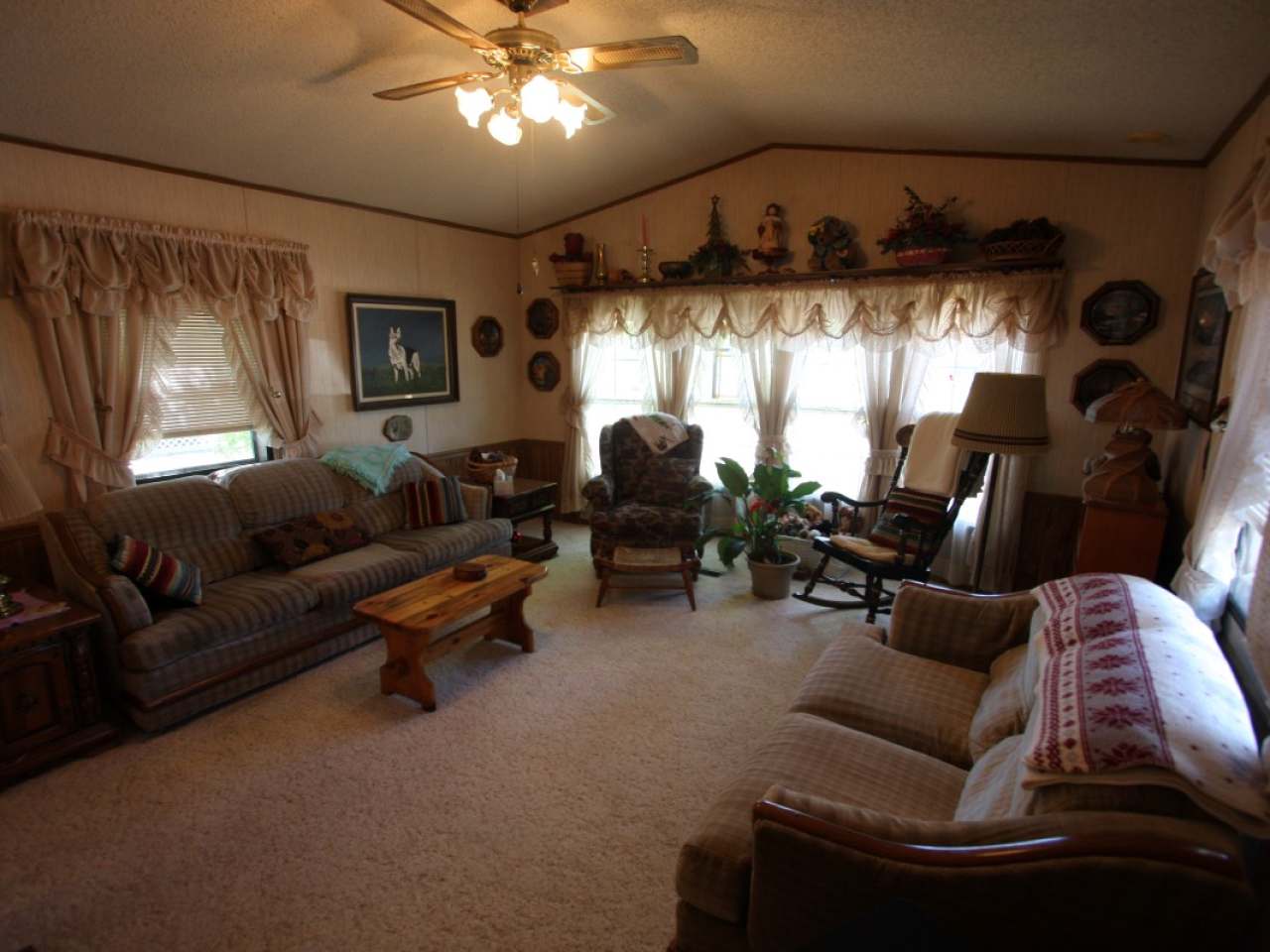 5 Edgewater Court Rhinelander, WI 54501 - Photo 3 of 9 Gallery Image 3