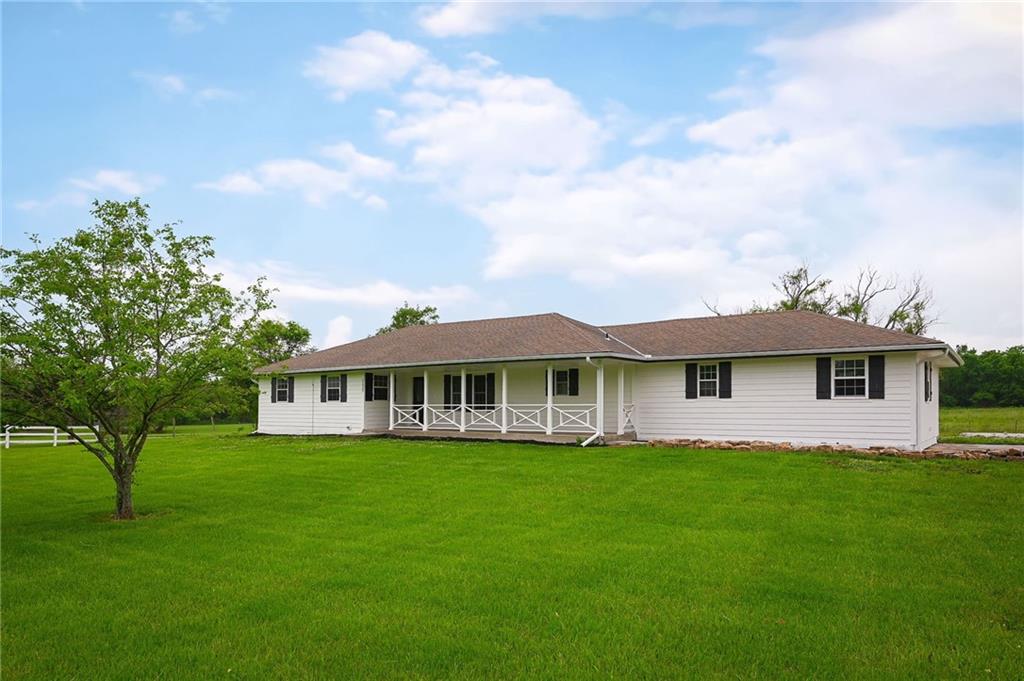22922 Bedford Road Spring Hill, KS 66083 - Photo 8 of 38