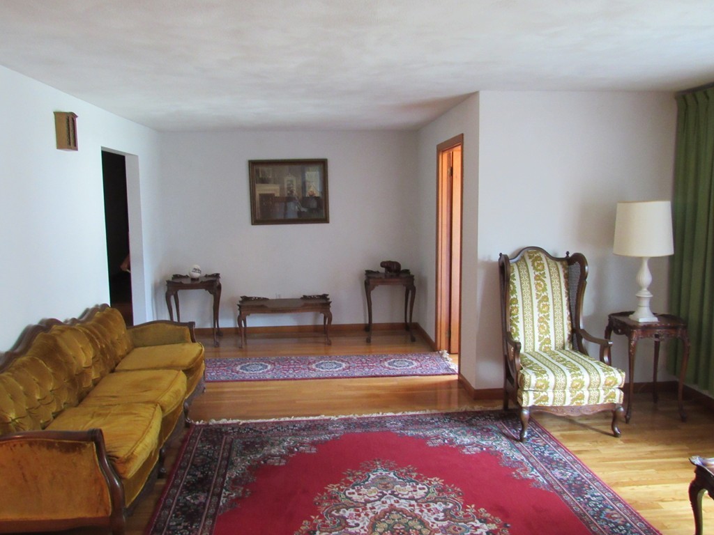 6 Carlida Road Stoneham, MA 02180 - Photo 9 of 18 Gallery Image 9