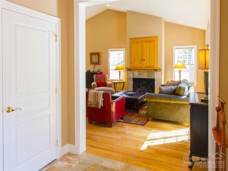 19360 Brookside Way Bend, OR 97702 - Photo 5 of 25 Additional Photo