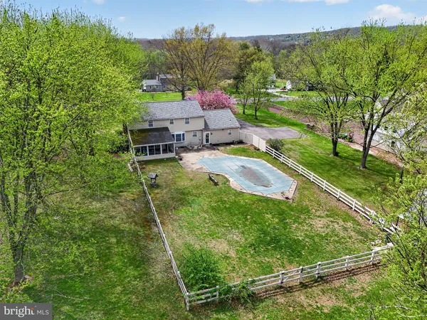 $695,000 | 939 Alycia Lane, Telford, PA 18969