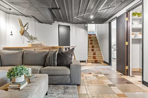 $725,000 | 3203 North Treasure Drive, Boise, ID 83703