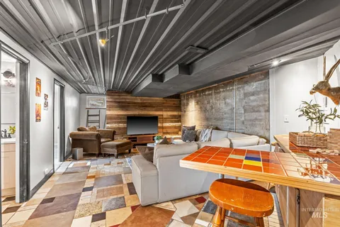 $725,000 | 3203 North Treasure Drive, Boise, ID 83703