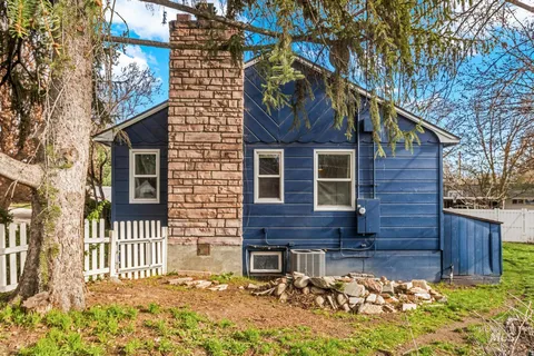 $725,000 | 3203 North Treasure Drive, Boise, ID 83703