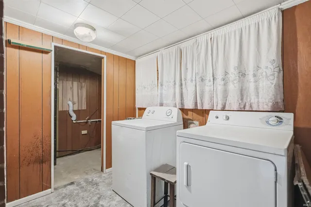 $90,000 | 445 West Huntington Street, Montpelier, IN 47359