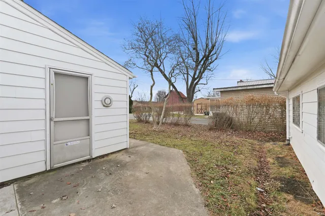 $90,000 | 445 West Huntington Street, Montpelier, IN 47359