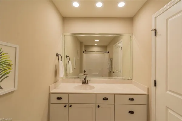 $450,000 | 6729 Rollingwood Drive, Clemmons, NC 27012