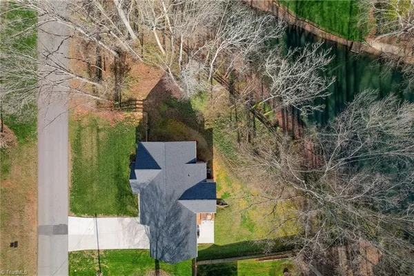 $450,000 | 6729 Rollingwood Drive, Clemmons, NC 27012