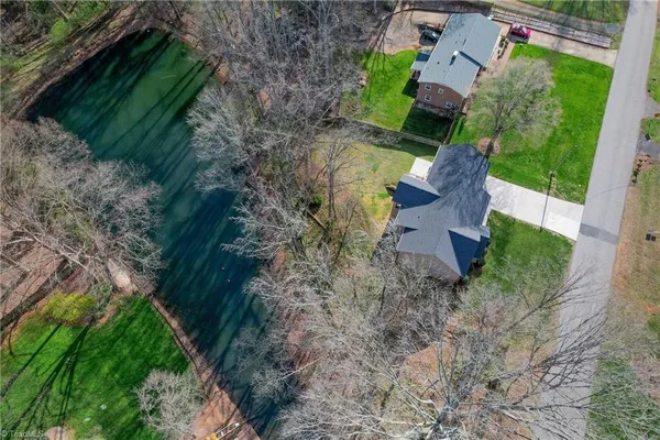 $450,000 | 6729 Rollingwood Drive, Clemmons, NC 27012