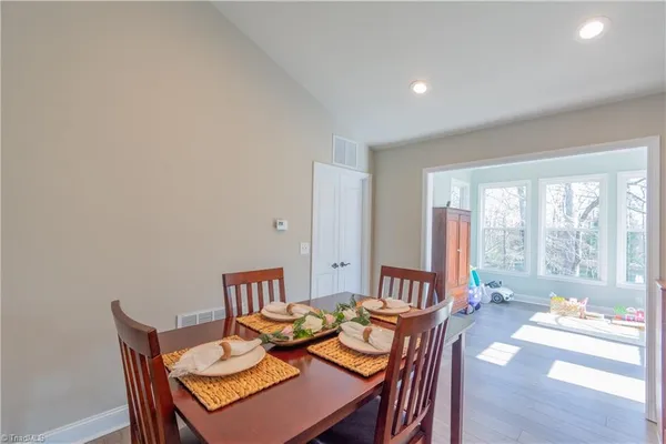 $450,000 | 6729 Rollingwood Drive, Clemmons, NC 27012