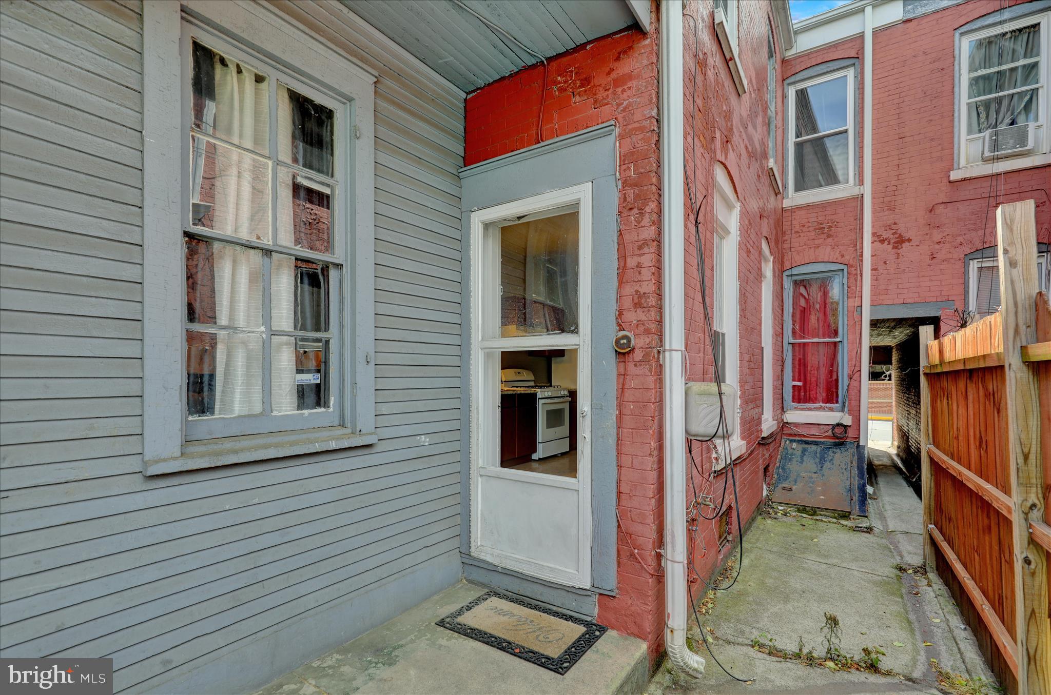 129 Poplar Street Reading, PA 19601 - Photo 23 of 27 360_8197