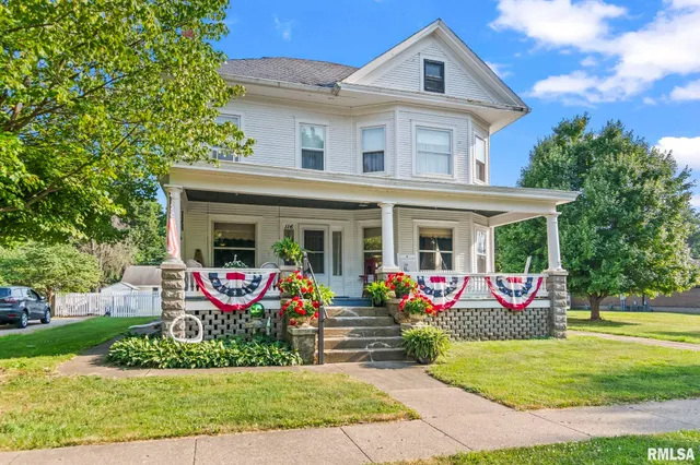 $260,000 | 116 East Main Street, Williamsville, IL 62693