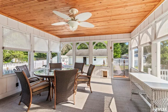 $260,000 | 116 East Main Street, Williamsville, IL 62693