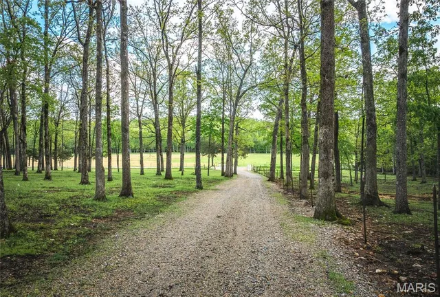 $949,000 | 13907 Hwy T, Fredericktown, MO 63645