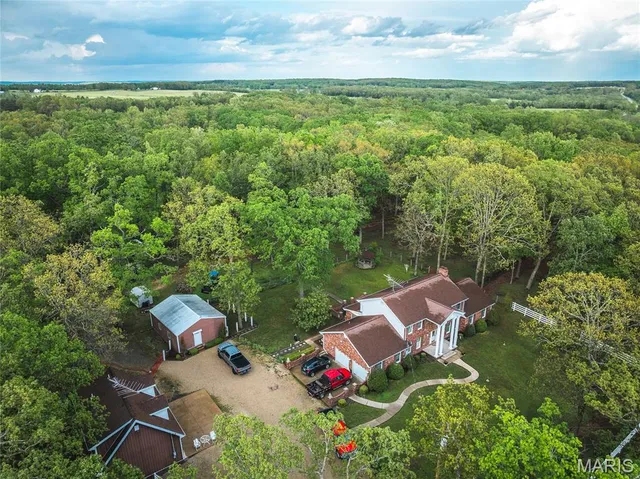 $949,000 | 13907 Hwy T, Fredericktown, MO 63645