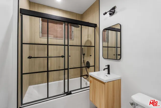 $5,495 | 847 15th Street, Unit 3, Santa Monica, CA 90403