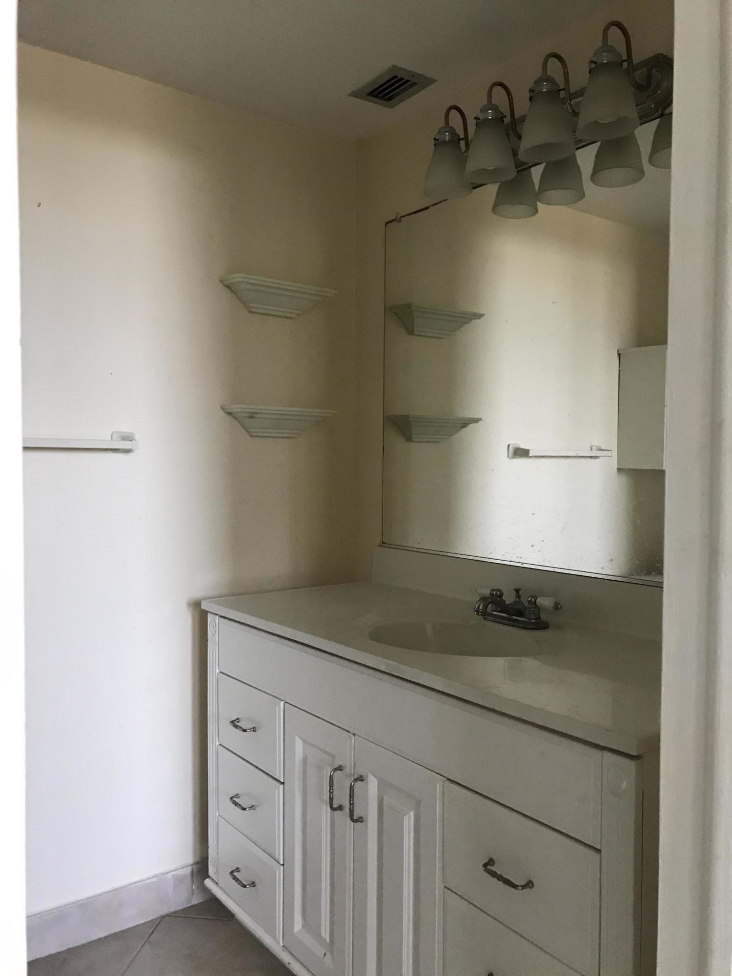 5500 Northwest 2nd Avenue, Unit 425 Boca Raton, FL 33487 - Photo 16 of 21 MASTER BATH
