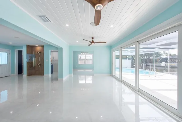 $4,800 | 4643 Bay Crest Drive, Tampa, FL 33615