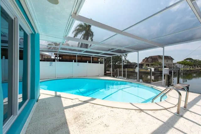 $4,800 | 4643 Bay Crest Drive, Tampa, FL 33615