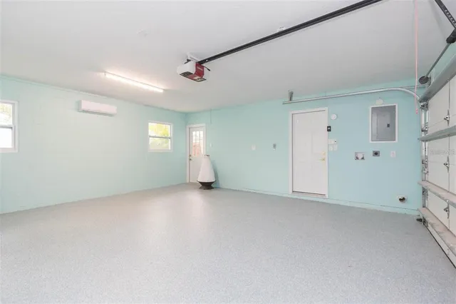 $4,800 | 4643 Bay Crest Drive, Tampa, FL 33615