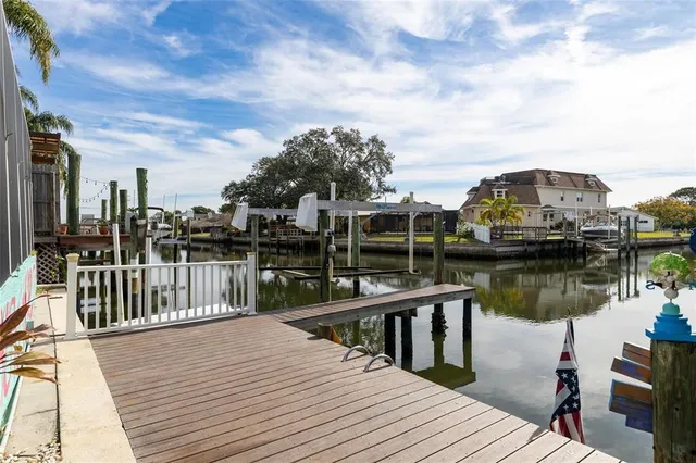 $4,800 | 4643 Bay Crest Drive, Tampa, FL 33615