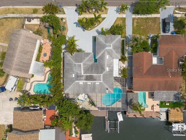 $4,800 | 4643 Bay Crest Drive, Tampa, FL 33615