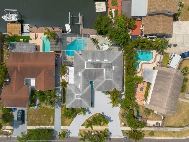 $4,800 | 4643 Bay Crest Drive, Tampa, FL 33615