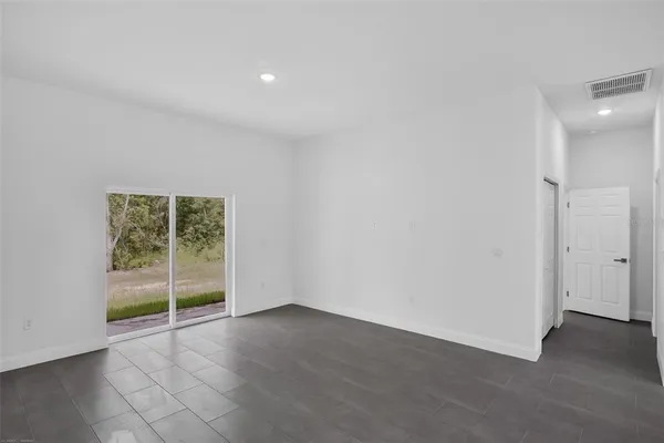 $330,000 | 21723 Beach Boulevard, Unit 1, Dunnellon, FL 34431