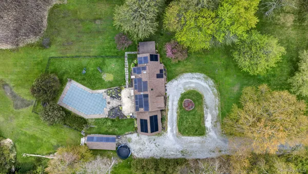 $725,000 | 137 Blue Hill Road, Hopewell Junction, NY 12533