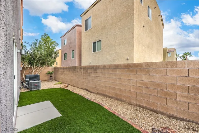 $424,999 | 9394 Stock Street, Las Vegas, NV 89178