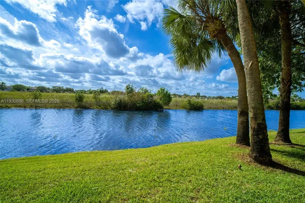 $2,100 | 11730 Southwest 2nd Street, Unit 12204, Pembroke Pines, FL 33025