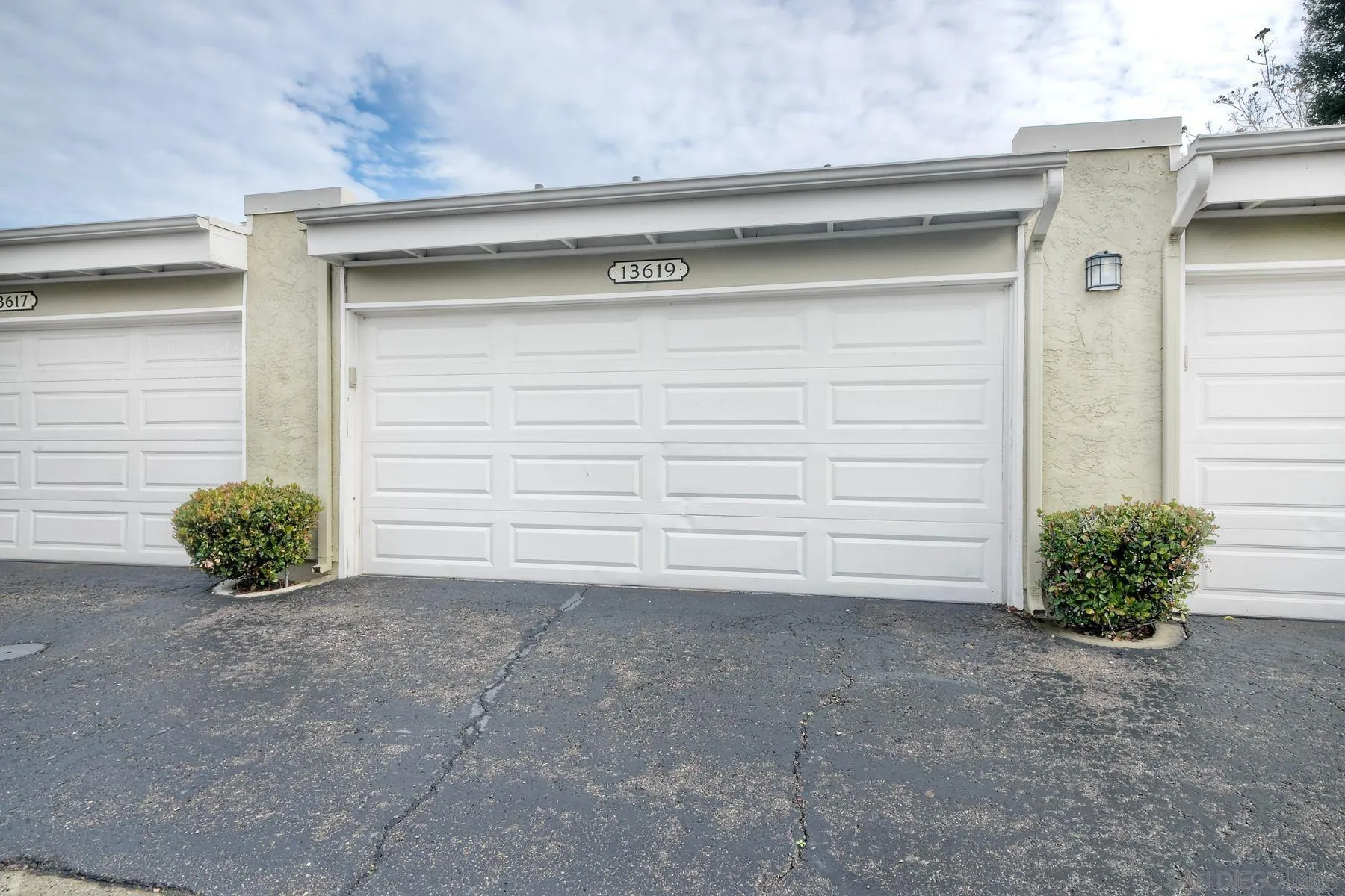 13619 Sycamore Tree Lane Poway, CA 92064 - Photo 35 of 39 Garage