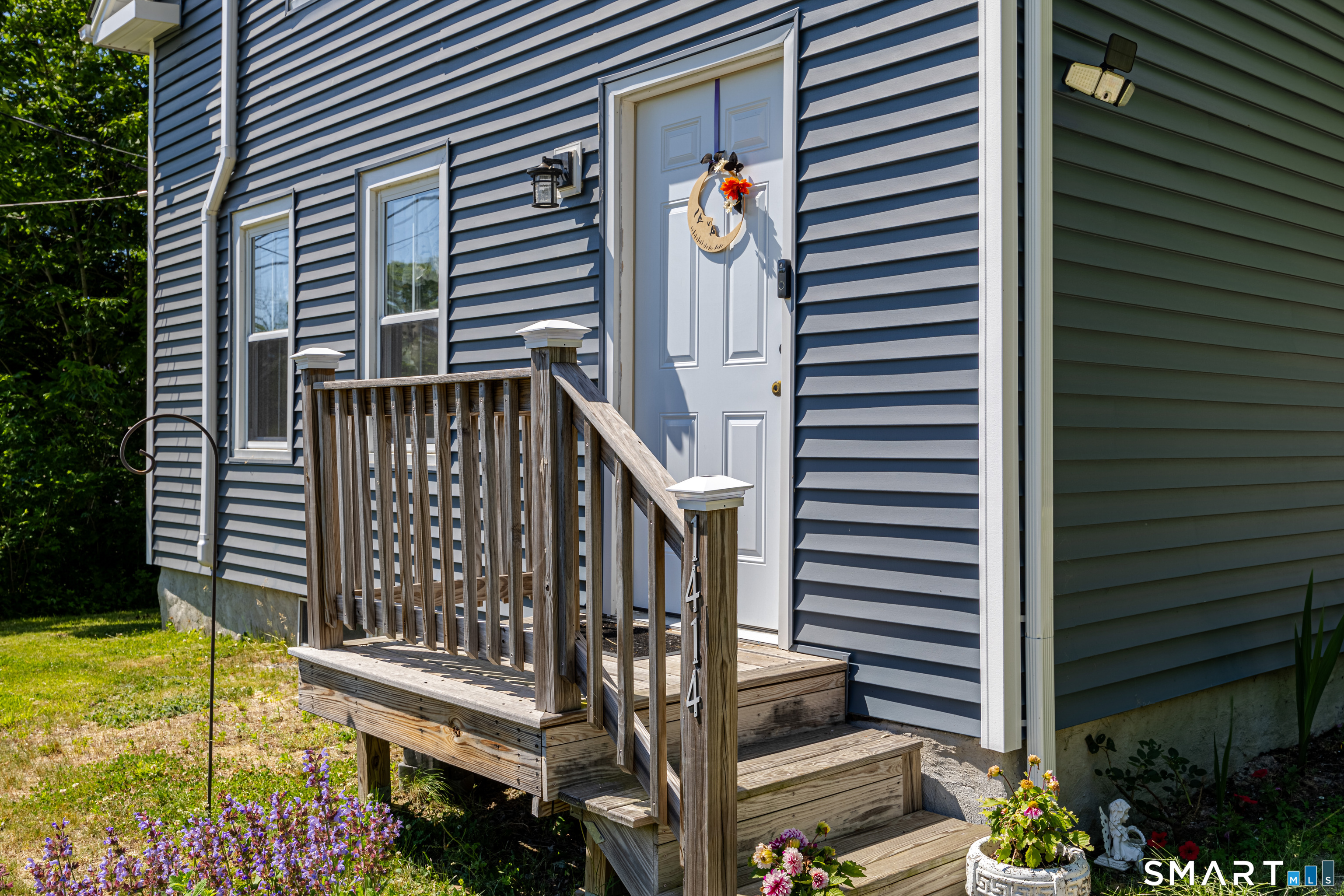 1414 Hartford Pike Killingly, CT 06243 - Photo 2 of 20